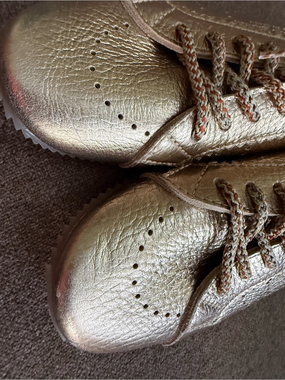 Pedro Garcia Metallic Gold Low-Profile Lace-Up Sneaker sizes 38 - Picture 6 of 9